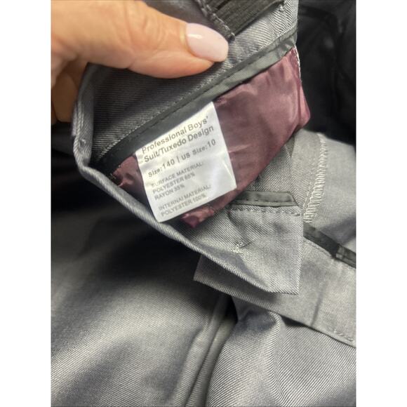 Boys Charcoal Grey Suit Kretenier Size 10 - 5 Pieces With Tie - Pants, Vest, - Picture 15 of 17